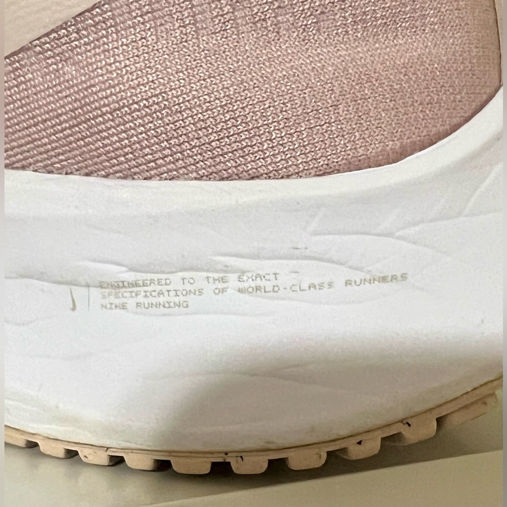 Nike Air Zoom Pegasus 37 Pink - Picture 8 of 14